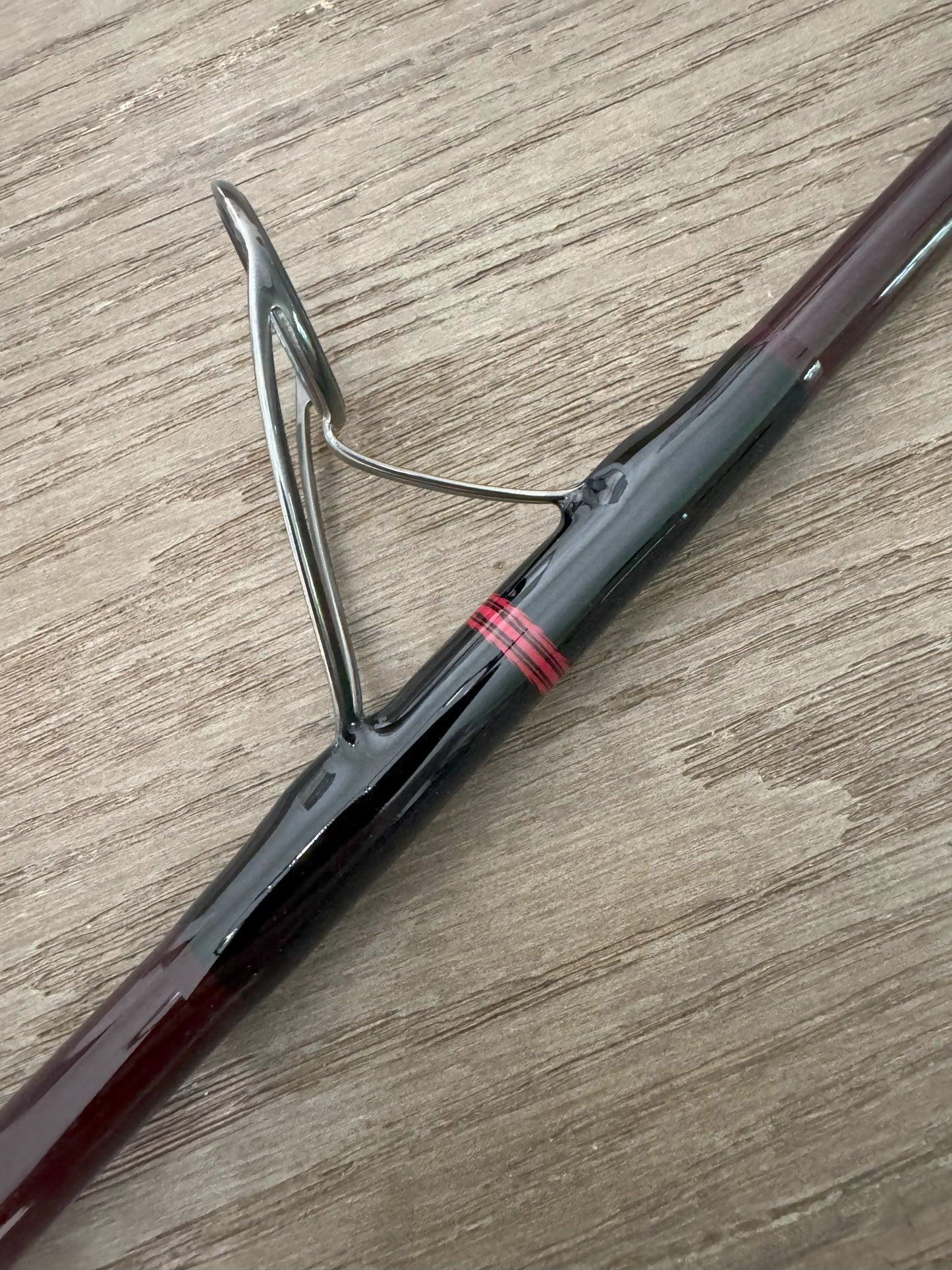 1089 Red w SICs (Spinning)